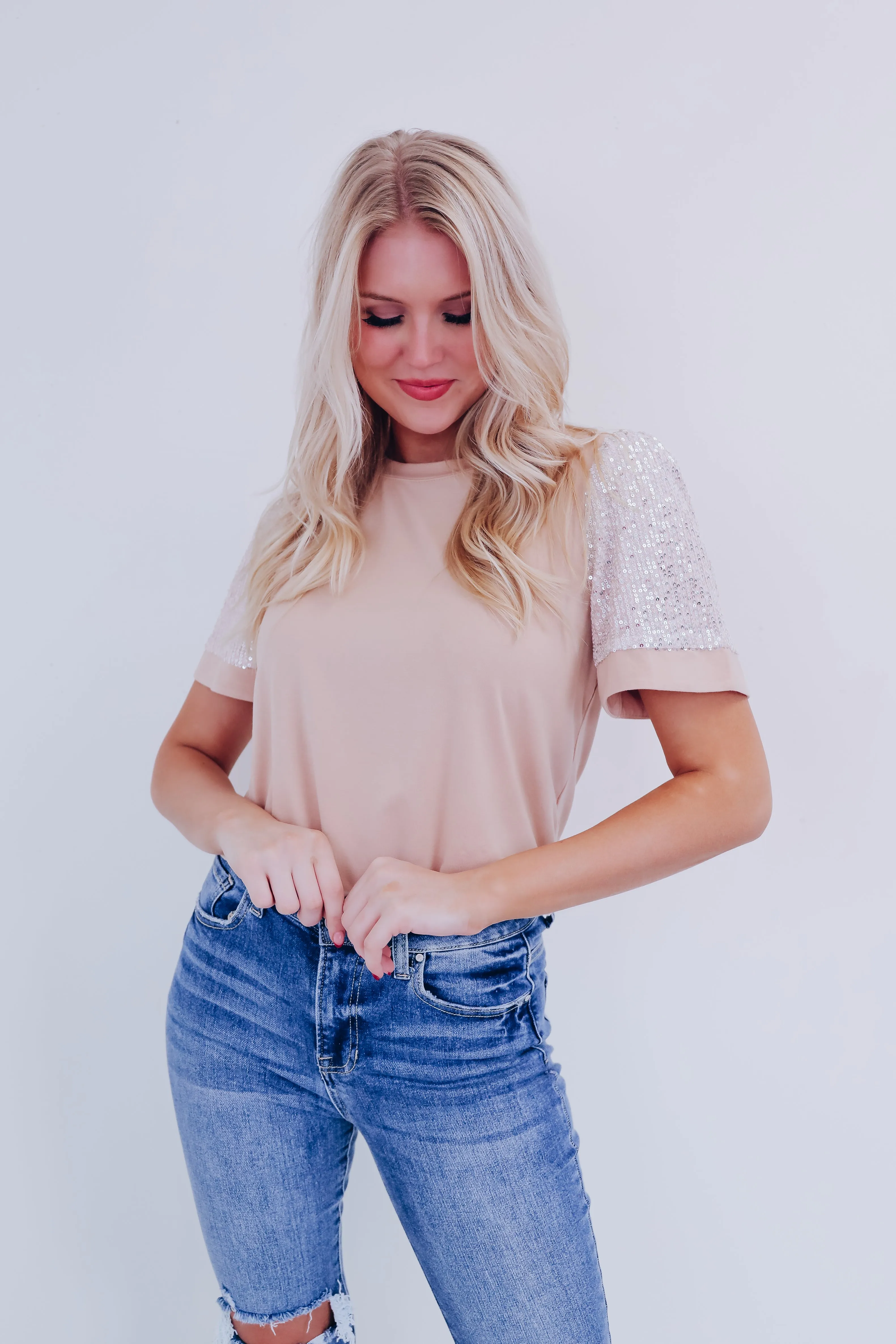 Avana Elevated Sequin Sleeve Top - Cream