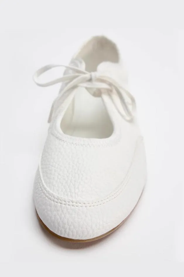 Ballet Flats With Laces