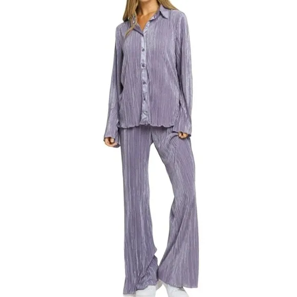 Better Be Forever Plisse Shirt and Pant Set Purple Size Large NWT