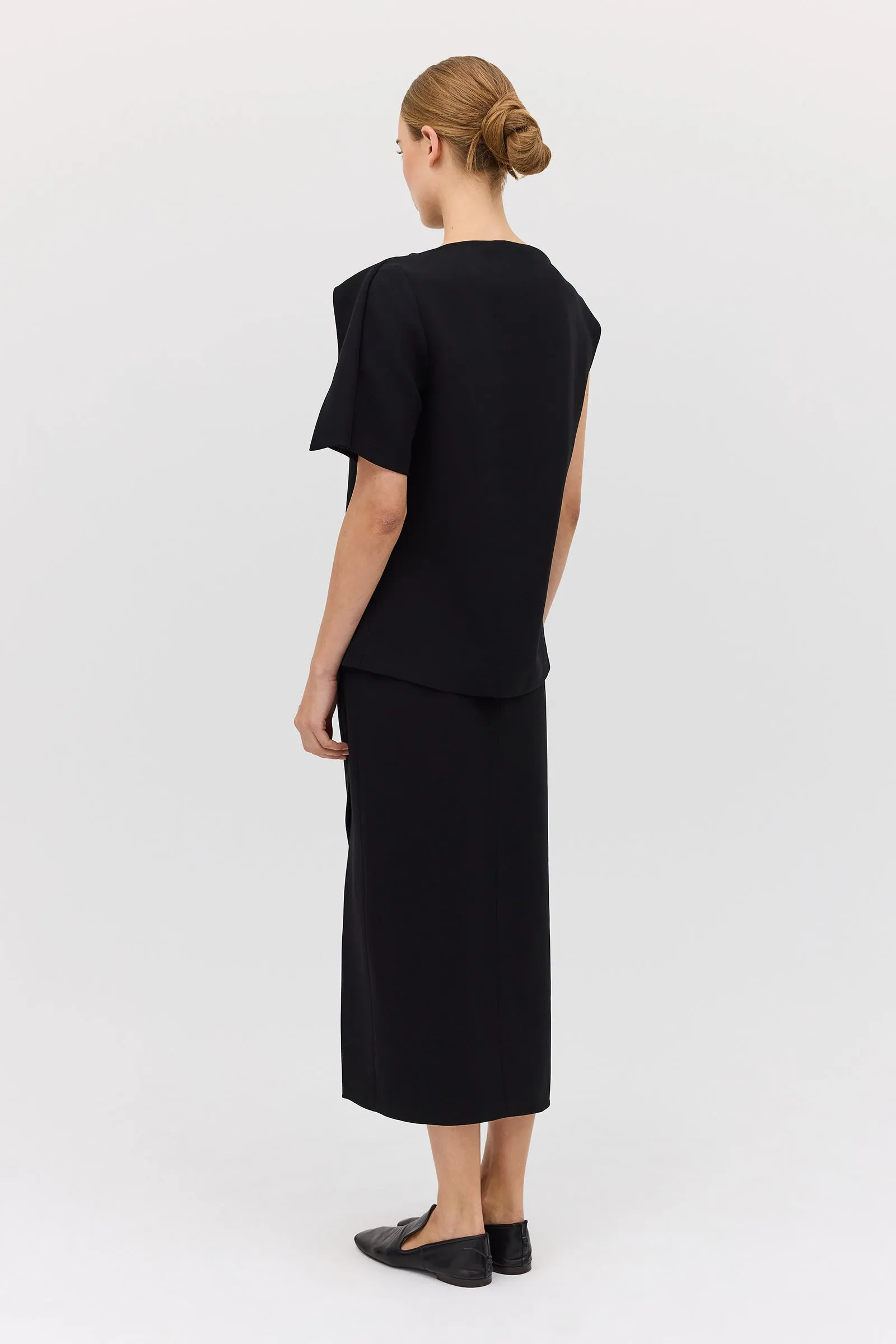 BLACK SUITING ANNEX TOP