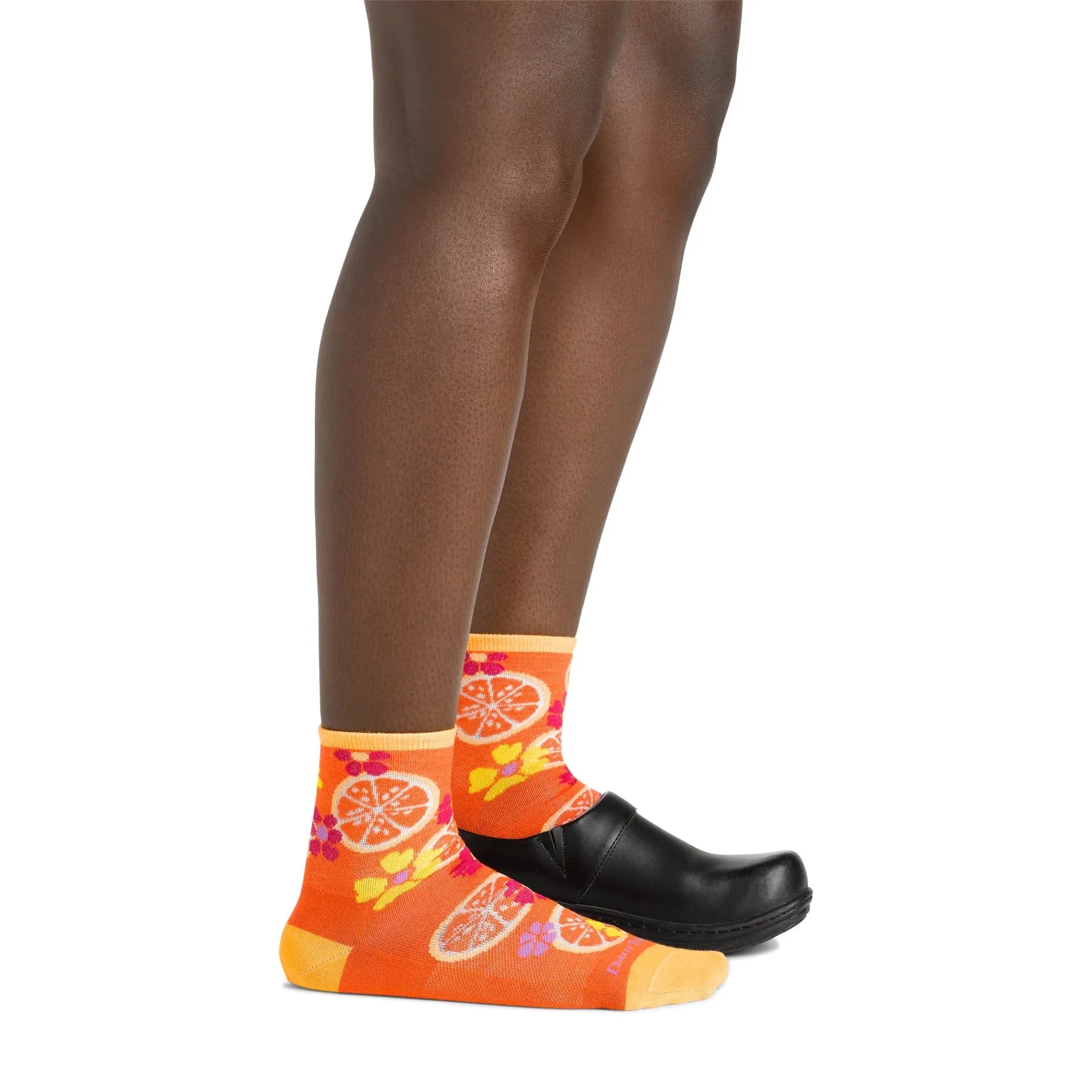 Darn Tough 6102 Women's Stand Shorty Lifestyle Socks - Grapefruit
