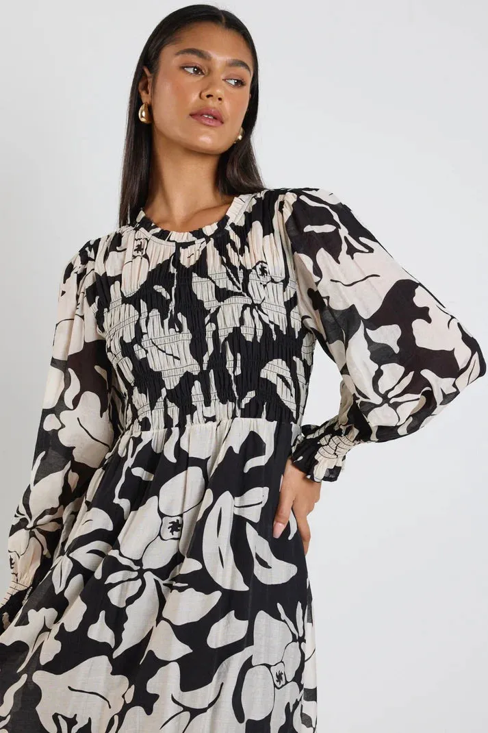Ivy   Jack Limitless Black Floral LS Shirred Maxi Dress