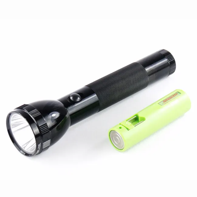 Rechargeable Cool White Flashlight