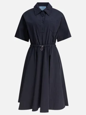 Short sleeved dress in Pongé Tec