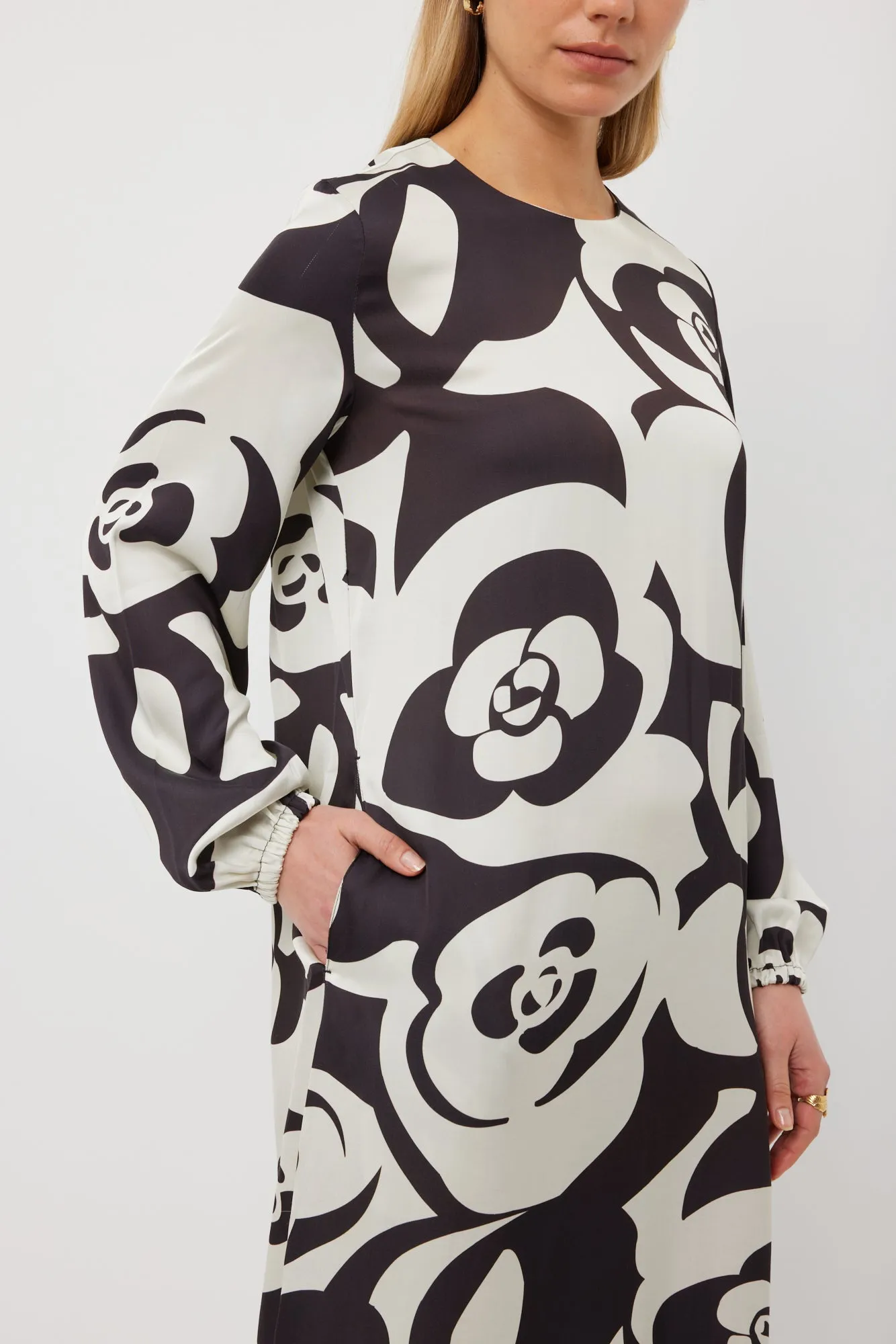 TUESDAY MAGGIE DRESS MONO FLOWER